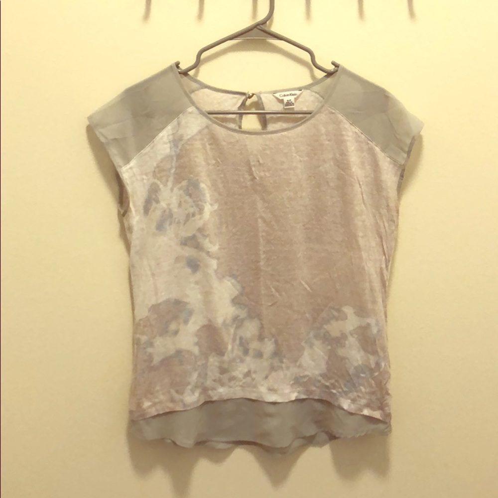 Sleeveless Calvin Klein Blouse